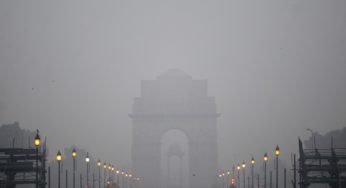 Heavy fog wraps up Delhi on New Year: 350 flights delayed