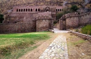 Bhangarh Fort Most Haunted place