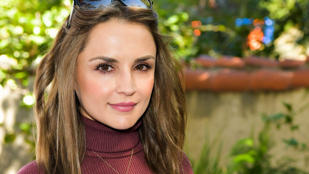 Rachael Leigh Cook Bio