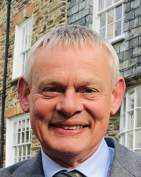 Martin Clunes, Best Medicine cast