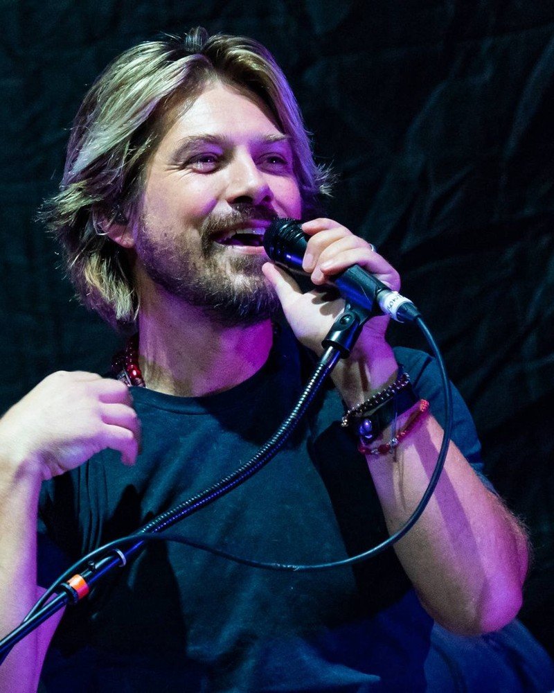 Taylor Hanson, eliminated in Week 3 of Dancing with the Stars Season 35